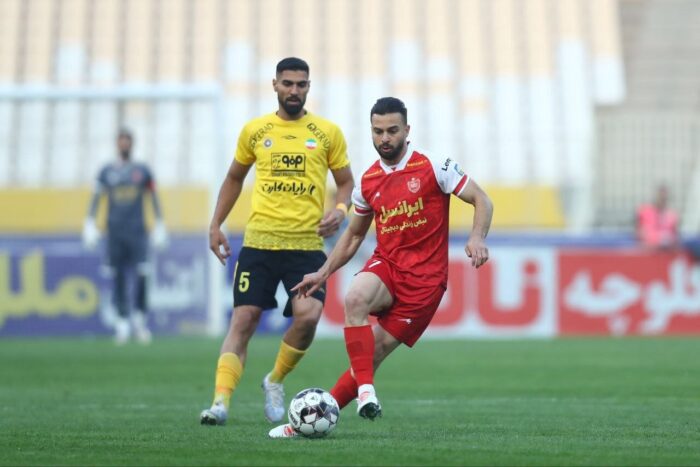 Sepahan beat Persepolis to move close to IPL title [VIDEO