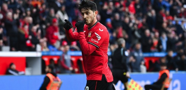 Iranian striker Azmoun has finally arrived at Bayer – PersianFootball.com